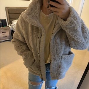 Old Navy beige Sherpa jacket
